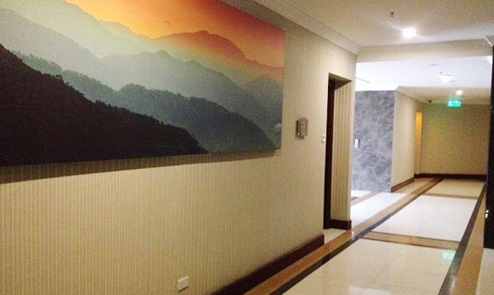 Baguio Crown Legacy Hotel Baguio City Exterior photo